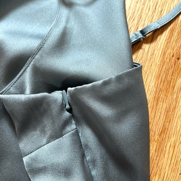 ABERCROMBIE satin effect slate blue mini slip dress y2k party size M petite - Picture 5 of 9